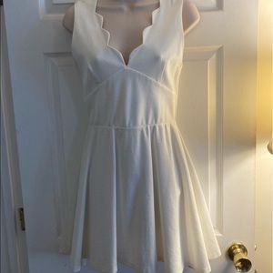 love... ady Size M White VNeck Minidress